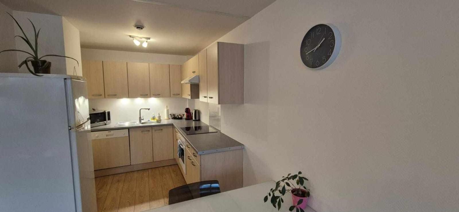 Nouveau !! Appartement Confortable Totalement Renove Avec Parking Gratuit - Hypercentre De Nancy Ngoại thất bức ảnh