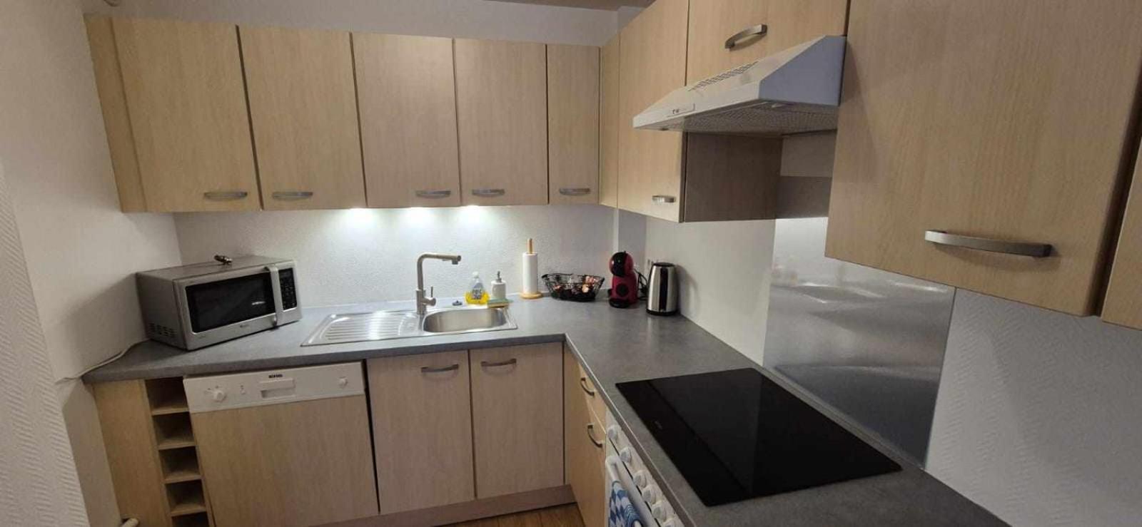 Nouveau !! Appartement Confortable Totalement Renove Avec Parking Gratuit - Hypercentre De Nancy Ngoại thất bức ảnh