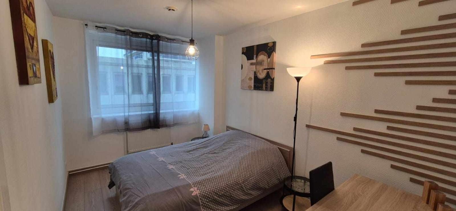 Nouveau !! Appartement Confortable Totalement Renove Avec Parking Gratuit - Hypercentre De Nancy Ngoại thất bức ảnh